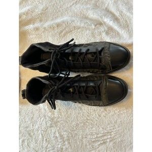 Size 6.5 - Converse Chuck Taylor All Star Hi All Black